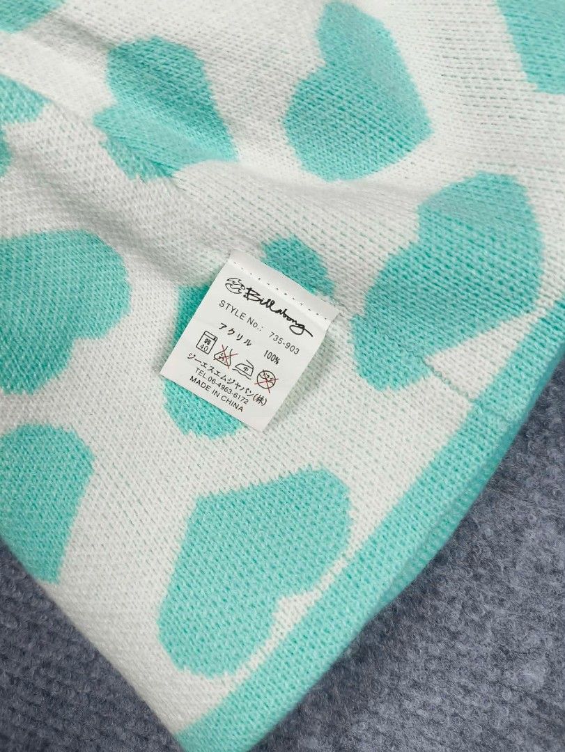 Billabong Y2K Reversible Beanie (Category: Hats & Beanies) located in Tayabas. Submitted by renew.revibe (Listing ID 1460486583, Image 3). Description: Billabong Y2K Reversible Beanie Brand New Adult (OSFM) 250 +SF.