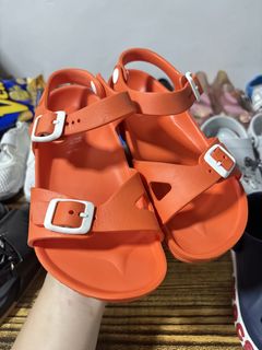 (Category: ) located in . Submitted by littlebooythriftstore (Listing ID 1460424776, Image 1). Description: .