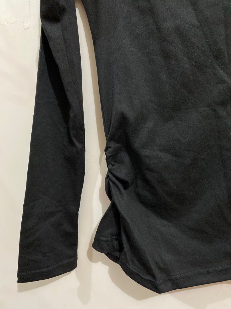 Black Long Sleeve Ruched One Side Off Shoulder Top (Category: Blouses) located in Taguig. Submitted by maly01_ (Listing ID 1460402504, Image 2). Description: - fits small to medium frames dm for inquiries :).