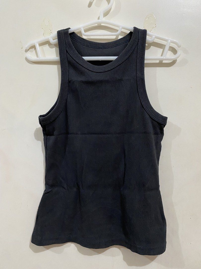 Black Ribbed Racerback Tank Top (Category: Sleeveless) located in Taguig. Submitted by maly01_ (Listing ID 1460371306, Image 1). Description: - fits small to medium frames dm for inquiries.