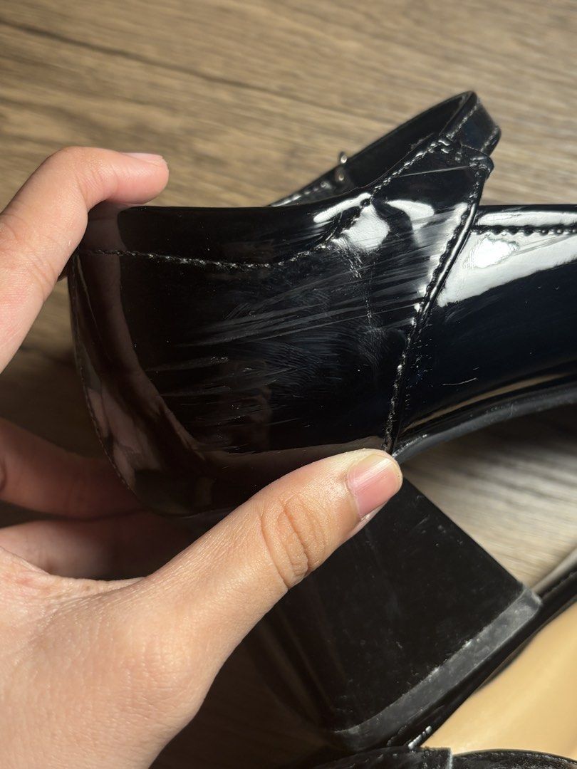 BLACK PARISIAN SCHOOL SHOES (Category: Heels) located in Manila. Submitted by katslol_ (Listing ID 1460333087, Image 3). Description: • BLACK SCHOOL SHOES ( can be also be used for casual wear ) • only lightly used only for school • It’s a bit tight on the end of the shoes • SIZE : 7 • Has a bit of scratch on the side but barely noticeable • overall still in good condition PAYMENT PROCESS: - ONLY ACCEPT GCASH! - you’ll also be paying the SF.
