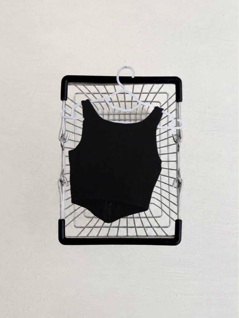Black Square Neck Corset Crop Top (Category: Others Tops) located in Davao. Submitted by femlueur (Listing ID 1460459656, Image 2). Description: size: xs condition: excellent / rarely used fits true to size no stains, damages, or noticeable flaws ✨ 📍 location: davao city payment via gcash / bank transfer 📦 shipping available nationwide through j&t, lbc, or your preferred courier 🛵 same-day delivery within davao city via grab or lalamove (shipp