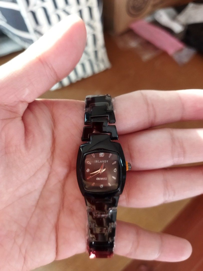 Black stainless square quartz watch (Category: Women's Watches) located in Oas. Submitted by ali_shop_assorted_item (Listing ID 1460378334, Image 3). Description: New and Unsealed/ Unused Items from Unclaimed parcels mystery sack NO COD ❗ For shipping: JNT courier For pick up/meet up: Calzada Oas Albay.