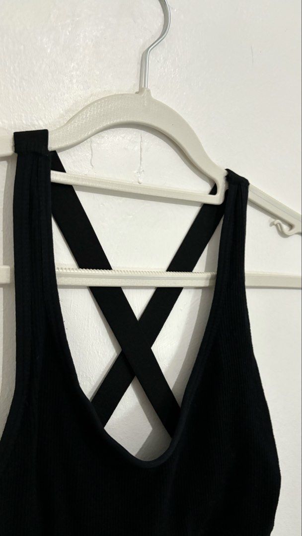 Black Strappy Cross-Back with Pad Slot (Category: Others Tops) located in Caloocan City. Submitted by buymethisandthat (Listing ID 1460450710, Image 2). Description: ✨ Black Strappy Cross-Back with Pad Slot - ₱79 📌 CONDITION • Condition: 8.5/10 • Flaws: None visible 📏 SIZE • Tag Size: No size tag • Recommended: Fits Small to Medium (Stretchy) .