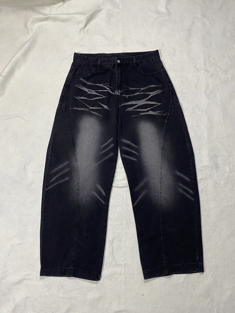 Black washed Barrel pants baggy (Category: Jeans) located in Dasmarinas. Submitted by ridgeridethrift (Listing ID 1460455712, Image 1). Description: Waist - 36 Thigh - 14 Length - 43 Hem - 11.