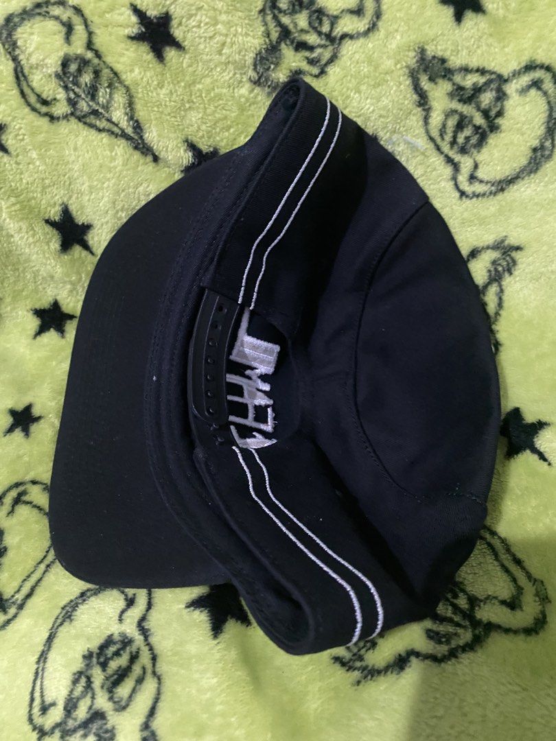 Black "WE ARE FAMILIA" Snapback Cap (Category: Caps & Hats) located in Manila. Submitted by hattearss (Listing ID 1460313414, Image 3). Description: Dm📥.