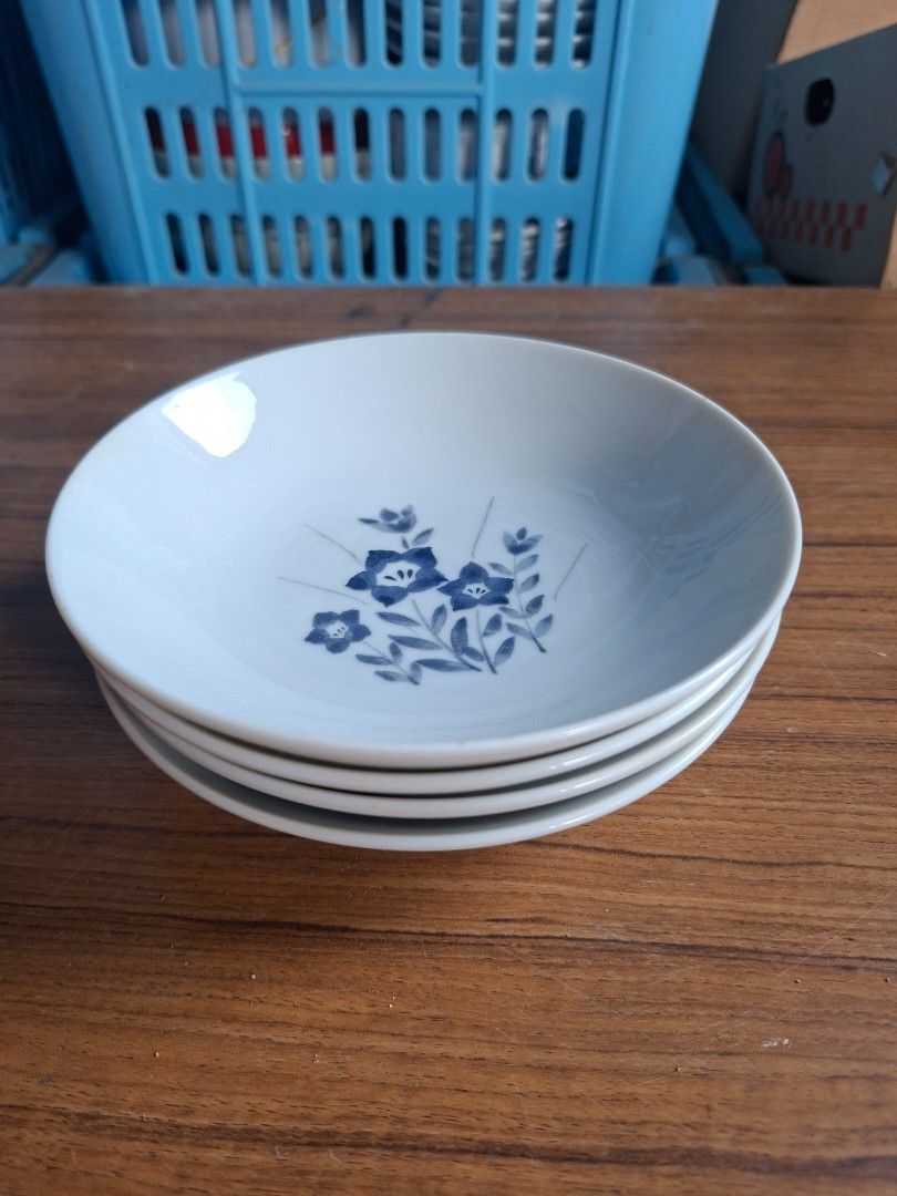 Blue Bellflower Shallow Bowls (Category: Other Kitchenware & Tableware) located in Consolacion. Submitted by luxekerei (Listing ID 1460370315, Image 3). Description: - vintage ceramic small plates featuring a delicate blue bellflower or balloon flower (kikyo) floral design..