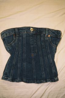 (Category: ) located in . Submitted by eva_.keq (Listing ID 1460463717, Image 1). Description: .