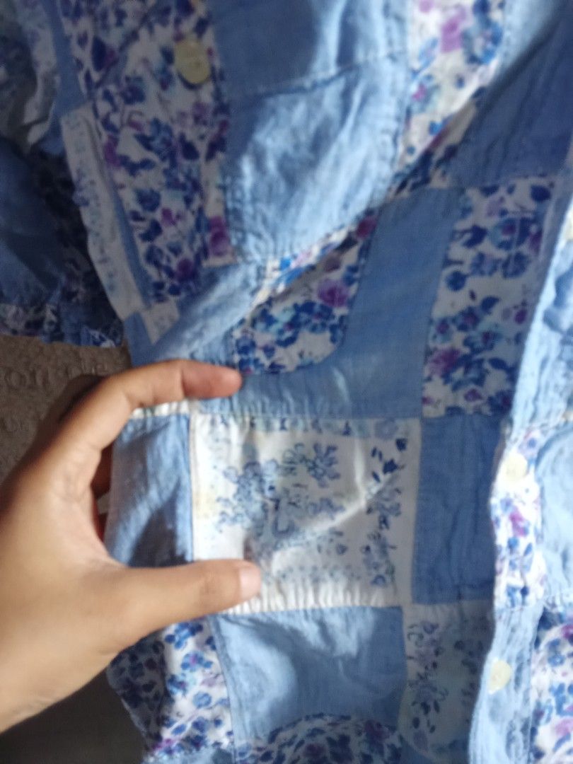 Blue floral patchwork polo blouse (Category: Blouses) located in Meycauayan. Submitted by midori021 (Listing ID 1460466538, Image 3). Description: large some yellowish stains, but i think washable naman.