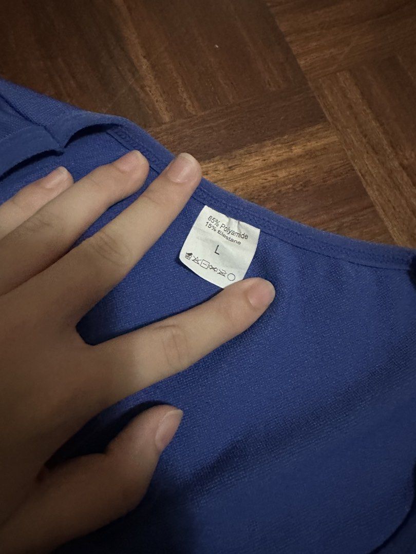 Blue Seamless Ribbed Knit Top Size L (Category: Sleeveless) located in Davao. Submitted by fashiondeclutter11 (Listing ID 1460478972, Image 2). Description: - Blue seamless top with ribbed waist detail - Comfortable and stretchy polyamide/elastane fabric - Features short sleeves and a classic scoop neckline.