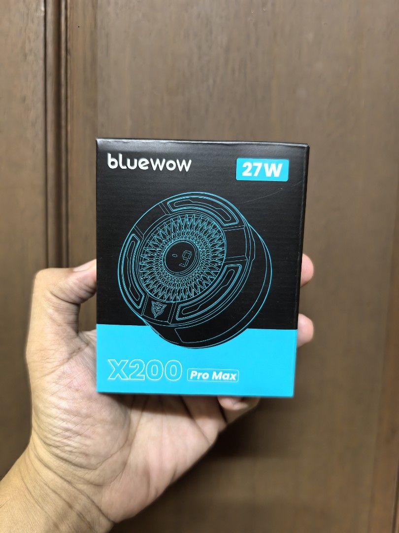 Bluewow x200 Pro Max 27w mobile phone cooler (Category: Other Mobile & Gadget Accessories) located in Quezon City. Submitted by unboxingtito (Listing ID 1460432518, Image 1). Description: Bluewow X200 pro max 27w mobile phone cooler -brand new and unused. -27w.