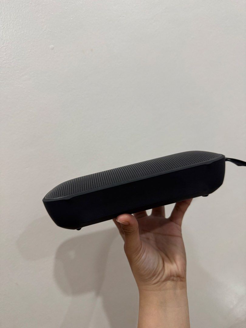 Bose speaker black (Category: Soundbars, Speakers & Amplifiers) located in Quezon City. Submitted by mommygweny (Listing ID 1460479967, Image 2). Description: Bose speaker Black . Pre Loved not second Hand .