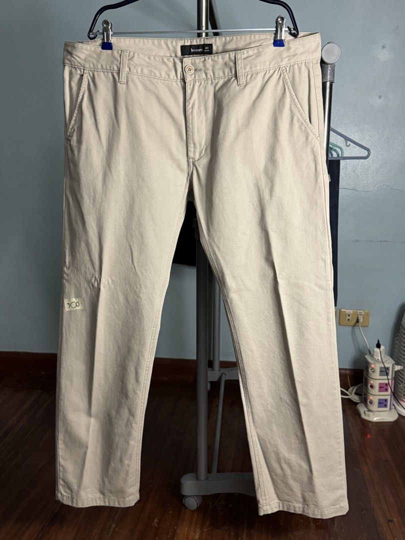 bossini khaki chino pants (Category: Chinos) located in Quezon City. Submitted by yonasthingz (Listing ID 1460379722, Image 1). Description: bossini khaki chino pants - P300 - size 40 - like new, worn only a few times - rfs: not in use anymore loc: qc, new manila mop: gcash, bank transfer mod: jnt or sdd (sf/df to be shouldered by buyer) dm for inquiries!.
