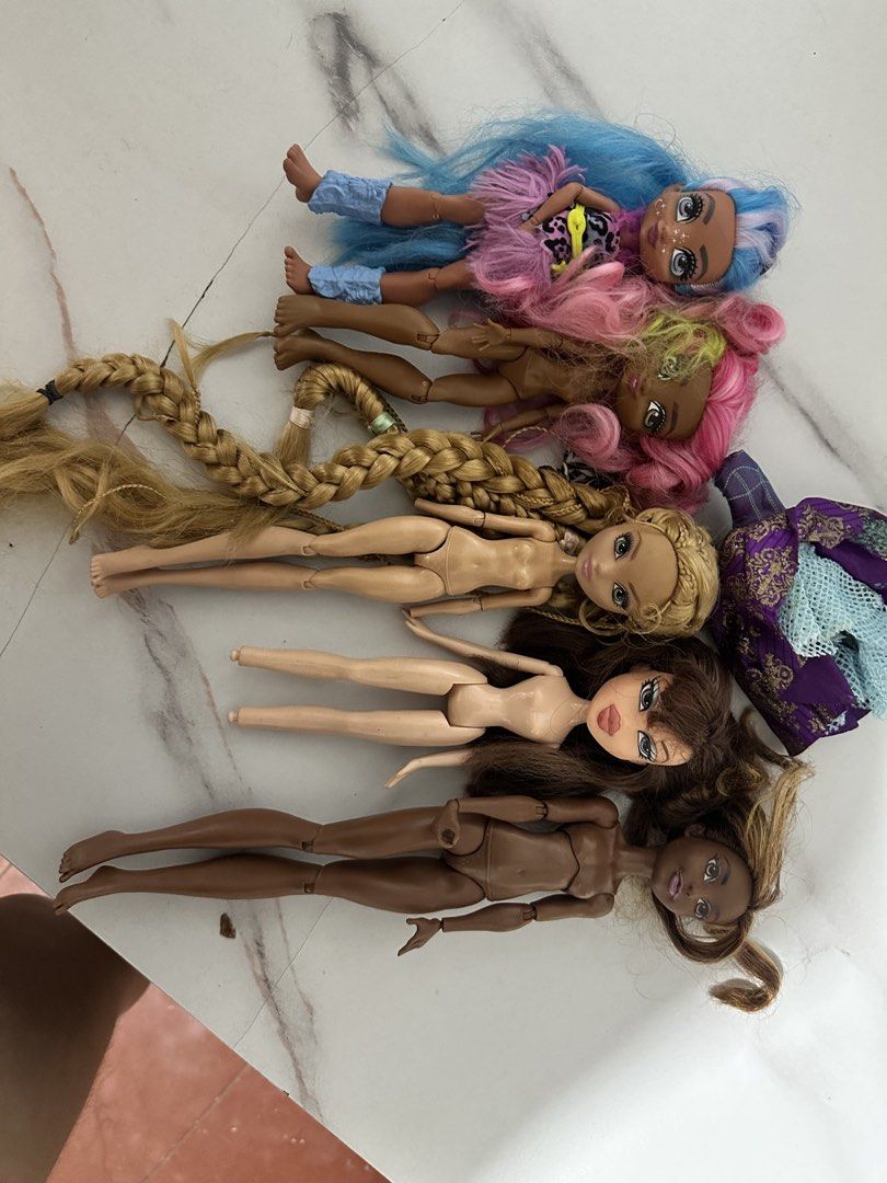 Bratz, marvel, ever after high, trolls, mlp (Category: Figurines & Statues) located in Manila. Submitted by ashanti444 (Listing ID 1460367263, Image 1). Description: Marvel super hero bumble bee - 150 -black dots on some parts as you see in the pic -very tight articulation Bratz style it Dana - 200 -slight cut hair - medyo loose head -slight fade lip - small stain on leg Eah ashly ella - 100 SOLD -no peg - rerooted Trolls bundle of 2 - 150 As is 