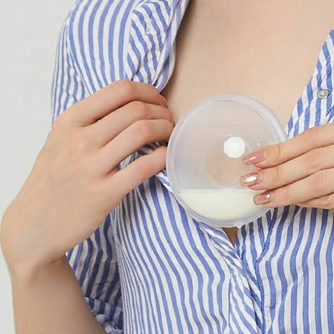 Breastfeeding/Nursing Essentials Bundle (Category: Breastfeeding & Bottle Feeding) located in General Trias. Submitted by breastfeedingjourney (Listing ID 1460485818, Image 2). Description: “Motherhood made easier 💕 From V-Coool nursing bras to Momeasy storage cups, everything you need for comfort, confidence, and care. ⚡ Limited stocks at a very low bundle price — message now before its gone Bundle items includes: -Milk collector cups -Milk cat