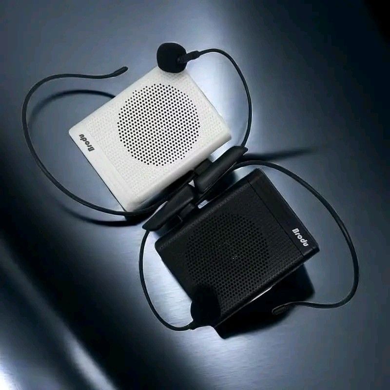 Brodu BTS-1383 Personal PA Speaker Wireless Microphone (Category: Soundbars, Speakers & Amplifiers) located in Manila. Submitted by marvieobordo (Listing ID 1460446400, Image 2). Description: - Portable PA speaker with wireless microphone - Available in Black and White - Includes headset microphone, charging cable, and manual - Rechargeable battery for on-the-go use - Compact and easy to carry - Ideal for teachers, tour guides, and presentations.