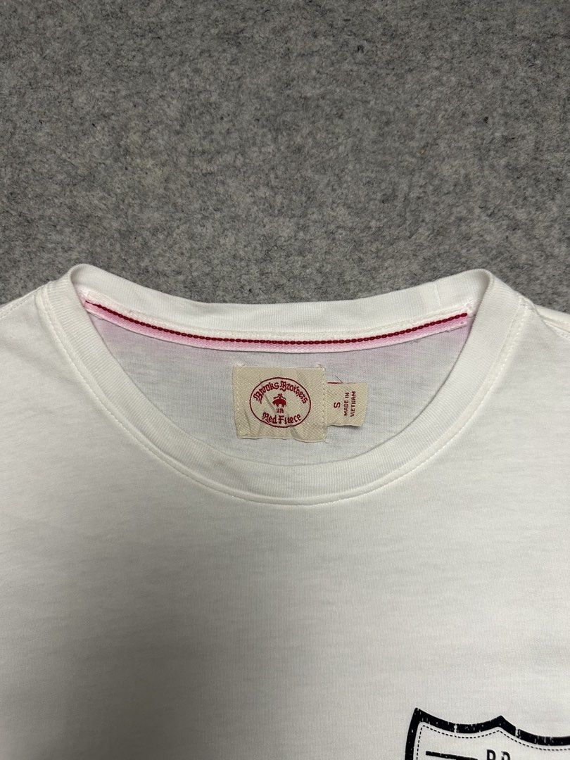 BROOKS BROTHERS SHIRT (Category: Activewear) located in Zamboanga. Submitted by swayporgypretz (Listing ID 1460473259, Image 3). Description: .