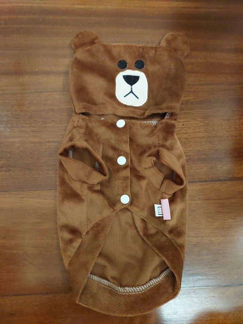 Brown Bear Pet Costume Hoodie (Category: Homes & Other Pet Accessories) located in Caloocan City. Submitted by ericajane_tc (Listing ID 1460476236, Image 1). Description: Fit for extra small to small breed.
