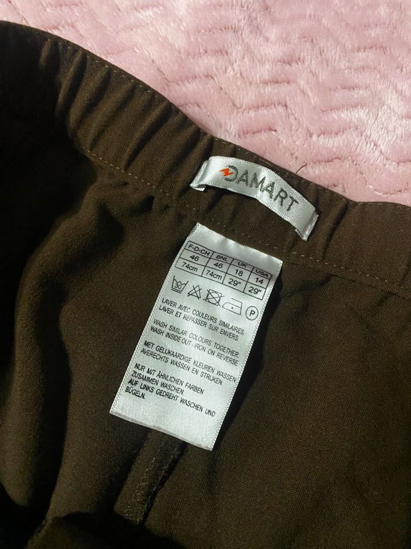 Brown Plus size Trouser (Category: Other Bottoms) located in Manila. Submitted by diorellecoeur_xxx02 (Listing ID 1460503215, Image 2). Description: Huy ang ganda neto!! Ayoko lang iparepair kasi sayang talaga..