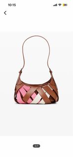 (Category: ) located in . Submitted by meandshopping (Listing ID 1460317883, Image 1). Description: .