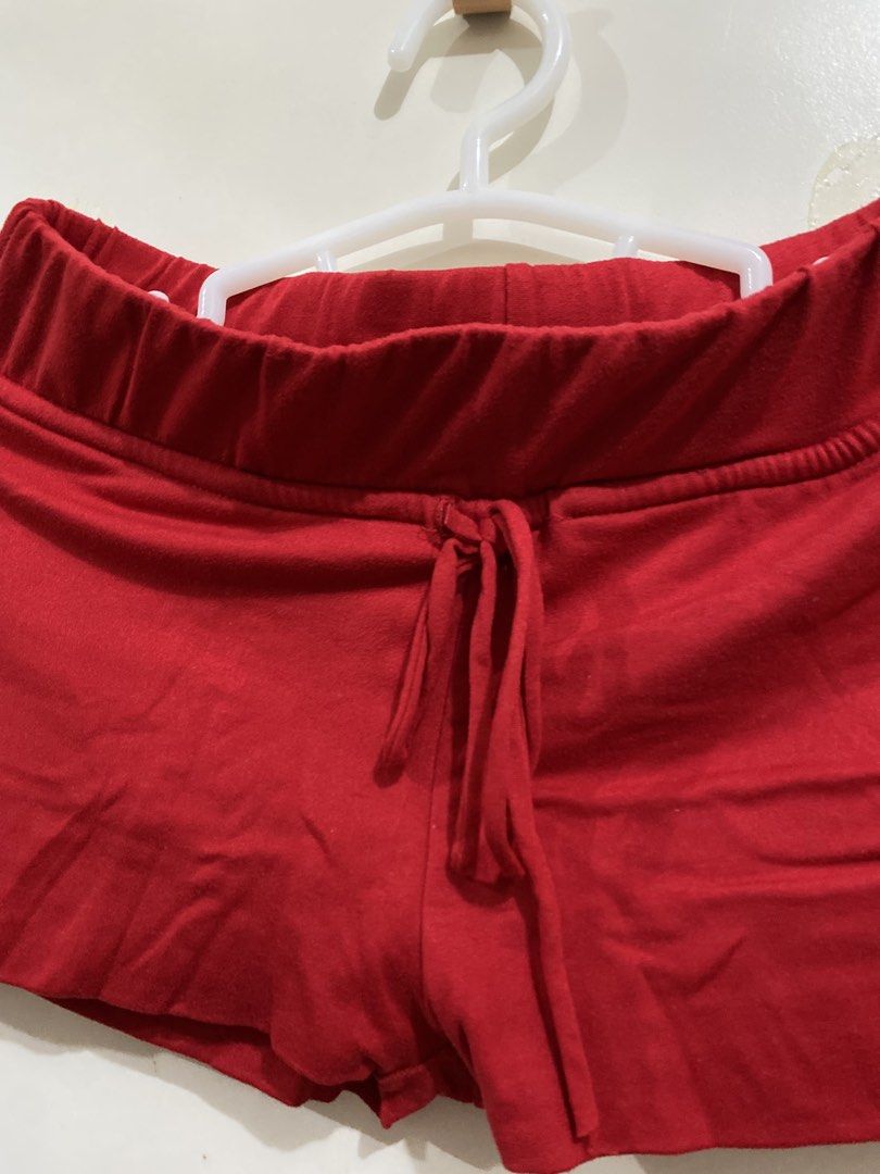 BSCO Red Fitted Lounge Shorts (Category: Shorts) located in Taguig. Submitted by maly01_ (Listing ID 1460405441, Image 2). Description: - used once dm for inquiries :).