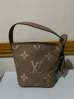 (Category: ) located in . Submitted by glaiza02 (Listing ID 1460305700, Image 1). Description: .