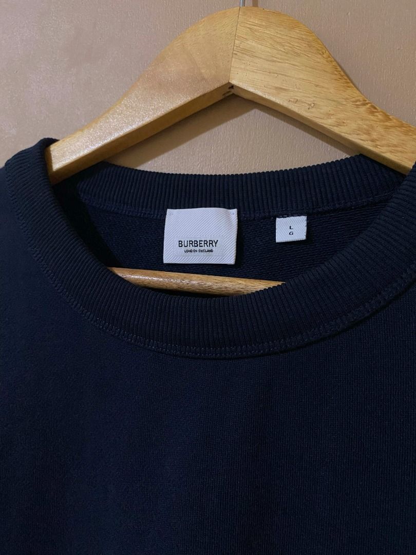 Burberry Munstone TB Monogram Embroidery Sweatshirt (Category: Tshirts & Polo Shirts ) located in Cadiz. Submitted by davidspothead (Listing ID 1460456292, Image 3). Description: Large 24 x 28 Excellent 780 + sf.
