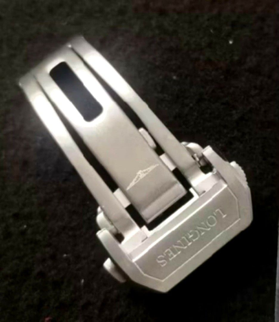 longines with 22mm straps leather (Category: Men's Watches) located in Manila. Submitted by anamarieya99059 (Listing ID 1460502724, Image 1). Description: 🌺For Longines Watch High end Premium Genuine Leather Strap Buckle High Quality Sturdy Longines Butter fly Clasp 18mm clasp Longlines 22mm strap Premium Strap edges 18mm thickness 1.8 cm Half Padded Fine Smoother Can Change color Of thread Color: Light brown coffee Brow Black 🌺Buckle Only Ship