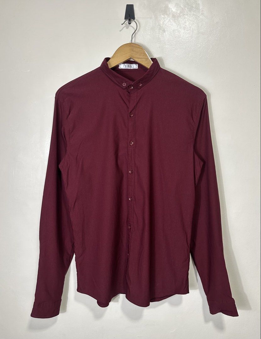Button down Long sleeves Polo (Category: Formal Shirts) located in Manila. Submitted by dane.closet (Listing ID 1460487557, Image 2). Description: Button down Long sleeves Polo Size: medium Dimension: 20x27 Excellent condition No flaws at all Authentic/Original Price: 450 ✔️COD via Lalamove ✔️Door to door delivery via J&T express ✔️Open for meetups around Makati Area Dm me 💯.