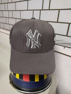 (Category: ) located in . Submitted by ek_thriftstore90 (Listing ID 1460491381, Image 1). Description: .