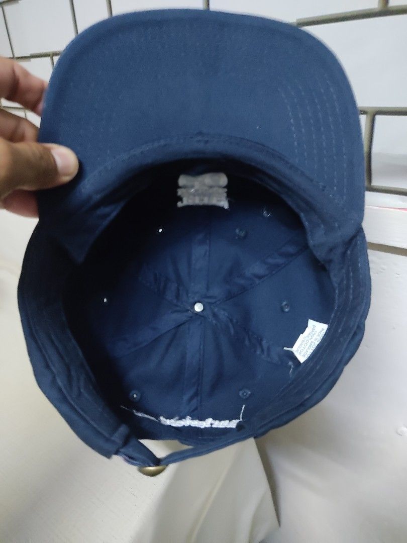 Cap The Barre Code (Category: Cap & Hats) located in Melaka Tengah. Submitted by ek_thriftstore90 (Listing ID 1460466873, Image 3). Description: (FAST PAYMENT ONLY) Original Select Item Bundle.. Topi sudah siap basuh,reshape.. Warna:Biru.. Saiz: Dewasa..(free size) Kondisi: 9/10.. Boleh rujuk pada gambar.. (HARGA TIDAK TERMASUK POS) Cas postage SM RM8/ S/S RM15 (Dalam kotak) Defod cas kotak RM2.. Berminat boleh wsap.. (No whatsp 0172505841) Insta