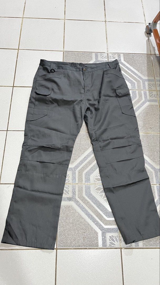 Cargo pants (Category: Joggers) located in Cavite. Submitted by hja1430 (Listing ID 1460328123, Image 1). Description: Product info : -Brand : No brand -5XL -Used once only -still in perfect condition - Imus, Cavite - Payment first policy - Shipping fee will be charge to the buyer - Payment thru gcash - Shipping thru lala or j&t (3-5days).