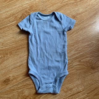 (Category: ) located in . Submitted by nurse_shoppee (Listing ID 1460385436, Image 1). Description: .