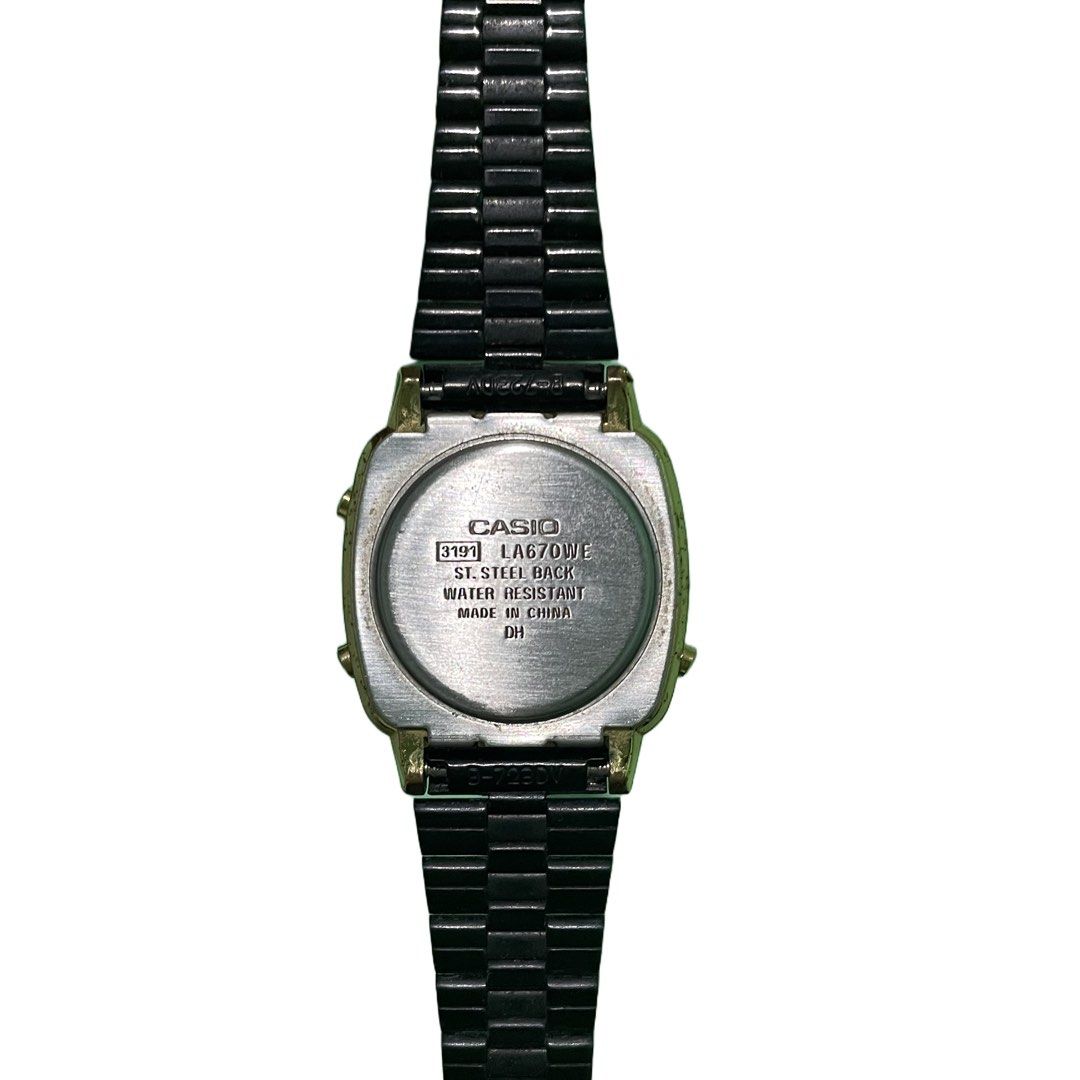 Casio Vintage Gold Black Watch (Category: Women's Watches) located in Baguio. Submitted by bentabox (Listing ID 1460368235, Image 2). Description: original casio no flaws/scratches works perfectly negotiable price.
