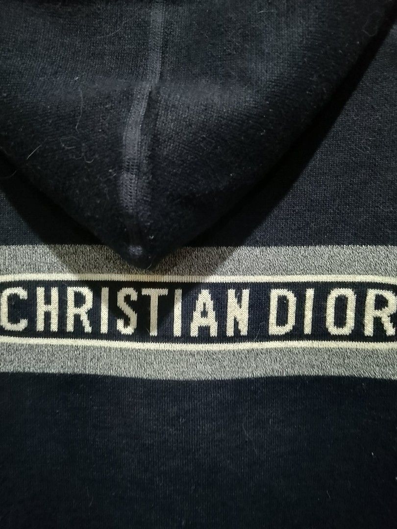 CD CARDIGAN KNITTED MONOGRAM (Category: Coats, Jackets and Outerwear) located in Manila. Submitted by the.good.thrift (Listing ID 1460314934, Image 3). Description: CRISTIAN DIOR REVIRSIBLE CARDIGAN MONOGRAM KNITTED BEST FIT XL NO ISSUE.