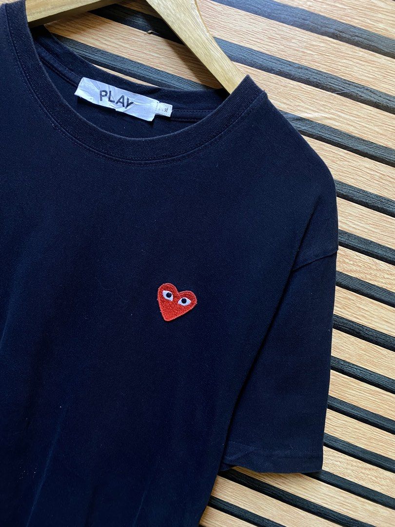 CDG PLAY (Category: Tshirts & Polo Shirts ) located in Makati City. Submitted by drip.poww (Listing ID 1460421169, Image 2). Description: - Cdg play - Color: Black - Size: XL - Dimes: 22x29 - Authentic - Excellent condition - Need wash, fresh from bale - Material: 100% Cotton Please don’t expect too much—these are thrifted (ukay) items. 😊 !!STILL NEGOTIABLE!!.