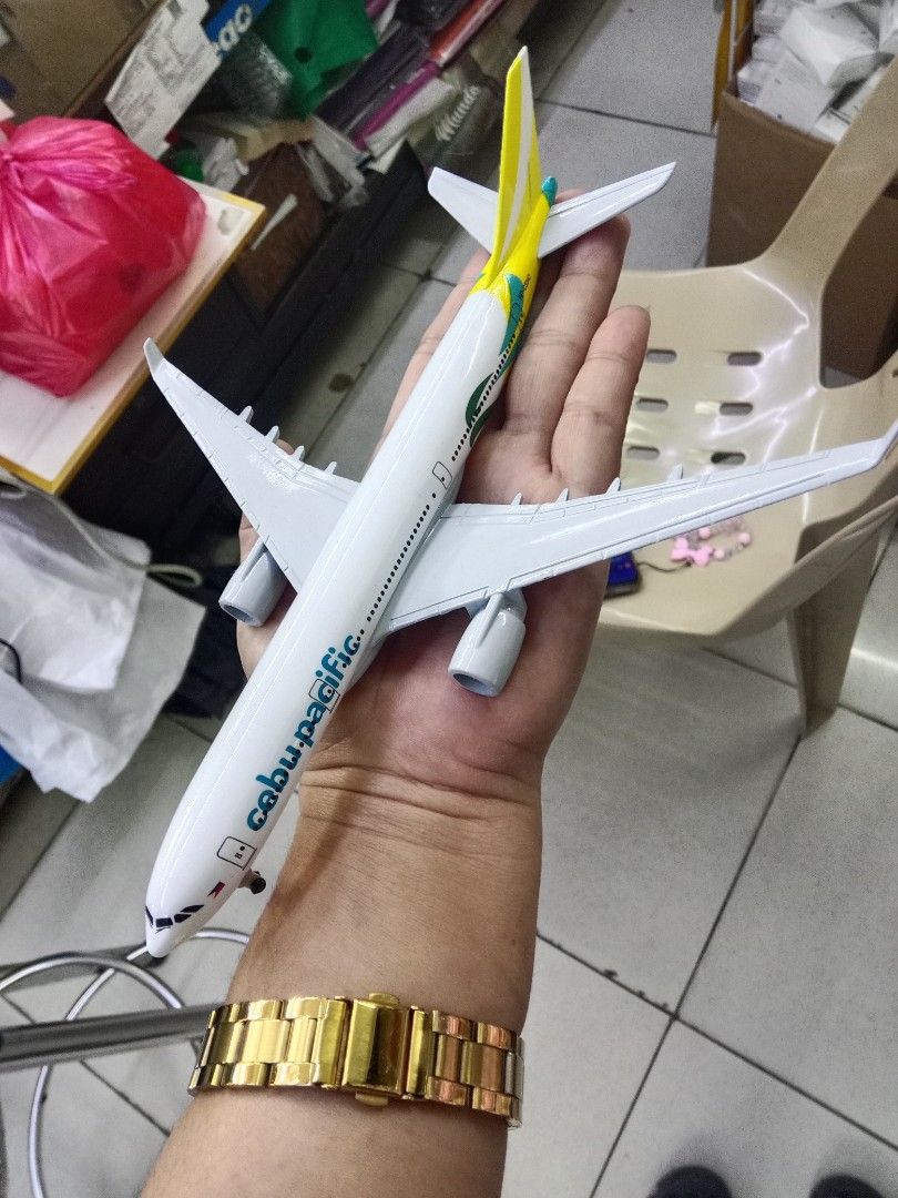 Cebu Pacific Airplane Model with Stand (Category: Vehicle & Diecast Models) located in Manila. Submitted by iliasjen3082126 (Listing ID 1460411747, Image 1). Description: - Detailed Cebu Pacific airplane model - Includes a display stand - Realistic design - Ideal for collectors and aviation enthusiasts - Perfect for shelf or desk display.