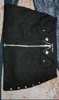 (Category: ) located in . Submitted by thrift_ni_sir (Listing ID 1460409686, Image 1). Description: .