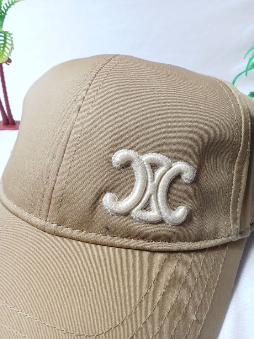 Celine CC Side Logo BeltStrap🧢 (Category: Caps & Hats) located in Manila. Submitted by mariant10 (Listing ID 1460449807, Image 3). Description: CELINE CC SIDE LOGO BELTSTRAP DADHAT🧢 MINE 999💸 COD AROUND METRO MANILA VIA LALAMOVE 🛵 COURIERS LALAMOVE,JNT MOP GCASH 💸 DM TO PURCHASE 📥.