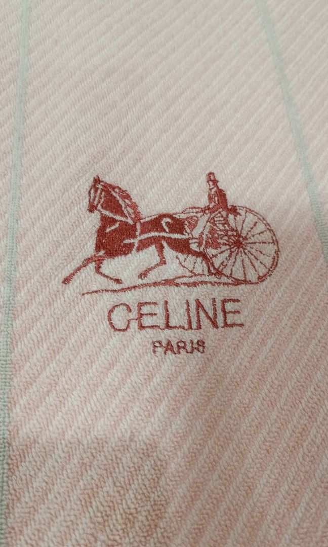 SALE! Celine Paris Towel Blanket 140x190cm (Category: Bedding & Towels) located in Makati City. Submitted by jstreasuredfinds (Listing ID 1460463385, Image 3). Description: Premium Brand: Celine Paris Japan towel blanket 140x190cm Washed and sanitized Perfect as gift.