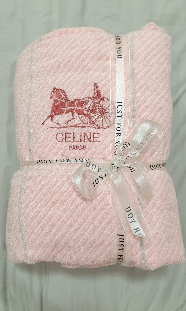 SALE! Celine Paris Towel Blanket 140x190cm (Category: Bedding & Towels) located in Makati City. Submitted by jstreasuredfinds (Listing ID 1460463385, Image 1). Description: Premium Brand: Celine Paris Japan towel blanket 140x190cm Washed and sanitized Perfect as gift.