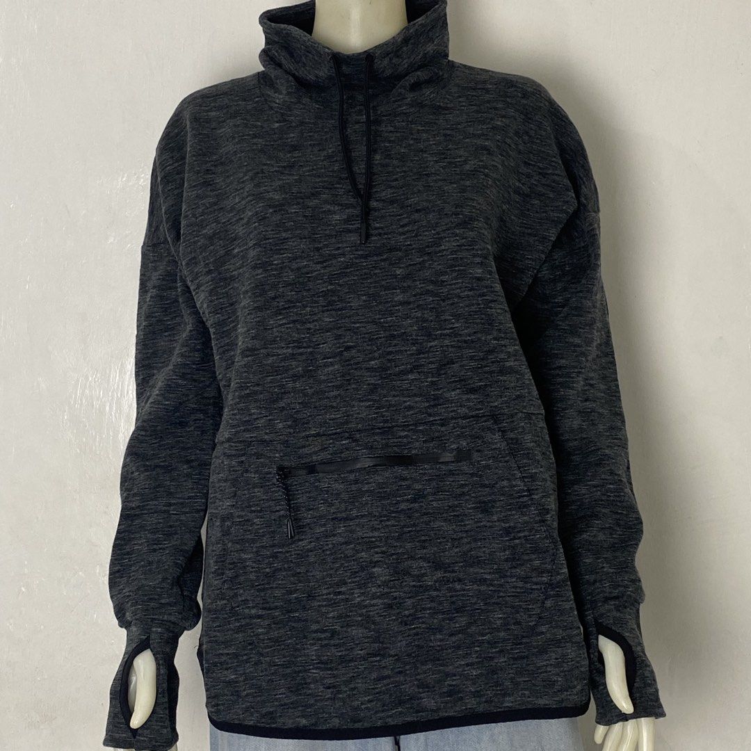 Champion ✨ | Heather Gray Cowl Neck Pullover Jacket (Category: Coats, Jackets and Outerwear) located in Bulacan. Submitted by orc.ph (Listing ID 1460442783, Image 3). Description: Champion ✨ | Heather Gray Cowl Neck Pullover Jacket Material Used: 30% Polyester 70% Cotton -Gray -Adjustable Collar Drawstring -Elongated Cuffs -Athletic Fit -Oversized Drape -Dropped Shoulder -High Funnel Neck -Horizontal Zippered Front Pouch ‎-Size: L -Width: 21 ‎-Le