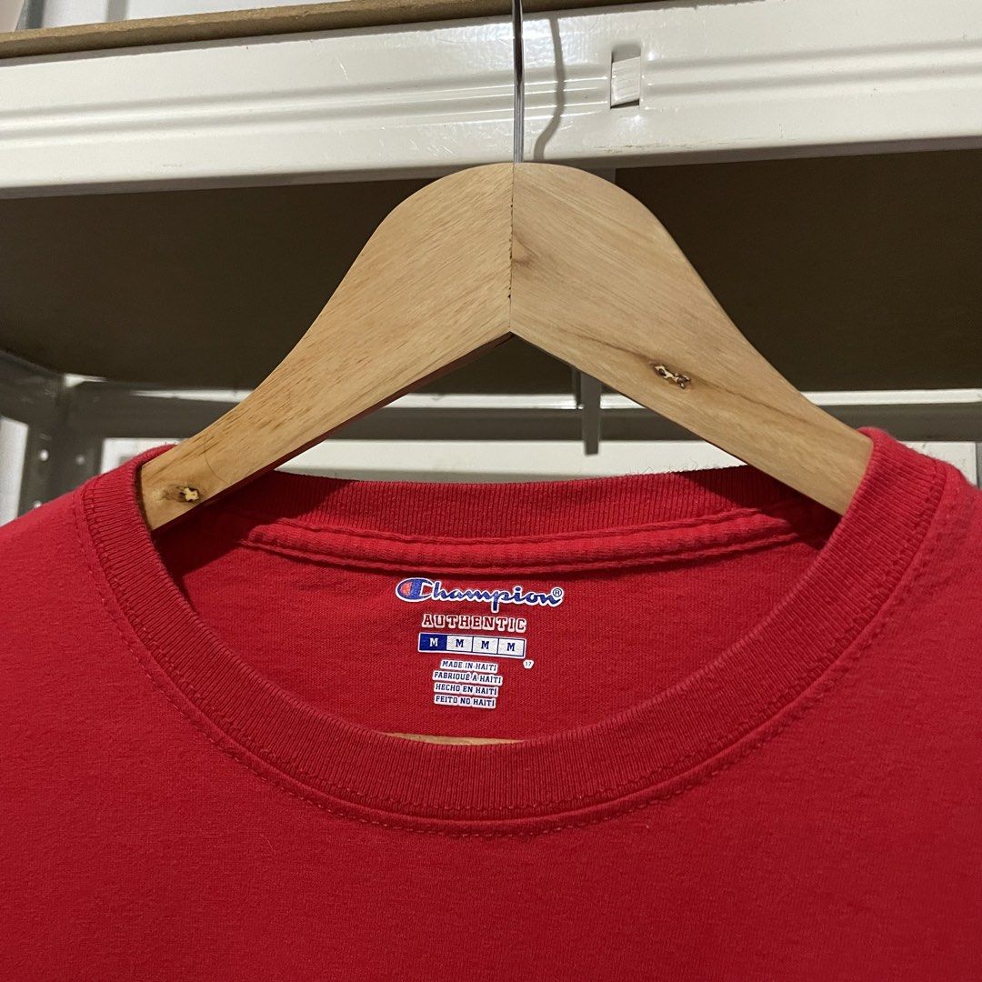 Champion Basic Red T-shirt Medium 19 x 27 (Category: Tshirts & Polo Shirts ) located in Porac. Submitted by good.thriftsph (Listing ID 1460487503, Image 2). Description: Champion Red Shirt Medium 19 Width 27 length Like New Condition Gcash•JNT•Porac Pampanga.