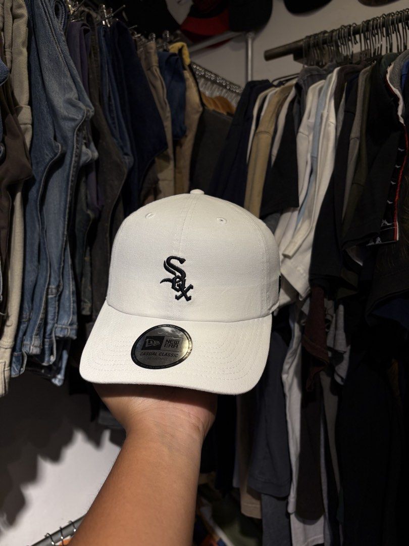 Chicago White Sox dadhat by New Era (Category: Caps & Hats) located in General Santos City (Dadiangas). Submitted by scrtshp (Listing ID 1460348836, Image 1). Description: washed & ready to wear no issue/In excellent condition one size fits most.