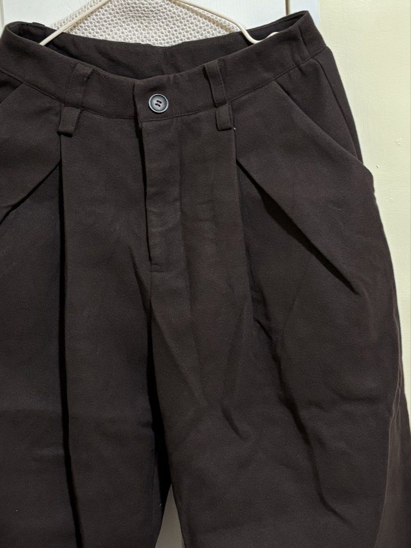 Chocolate Brown Wide Leg Suede Winter Pants (Category: Other Bottoms) located in Las Pinas. Submitted by drecessionista (Listing ID 1460348748, Image 2). Description: - Brown wide-leg pants - Front pleats for a stylish detail - Functional pockets - Secure button and zip closure - Comfortable and versatile for any occasion - Also perfect for winter or cold weather - Material is comfy, waist 28.