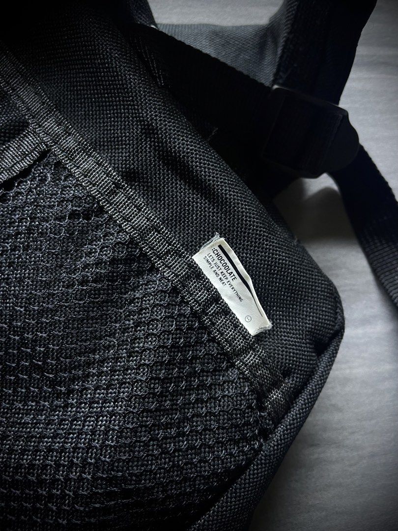 Chocoolate Waist Pack (Category: Belt bags, Clutches and Pouches) located in Manila. Submitted by tuklasmnl (Listing ID 1460313449, Image 2). Description: Excellent Condition No Issue Adjustable Straps.