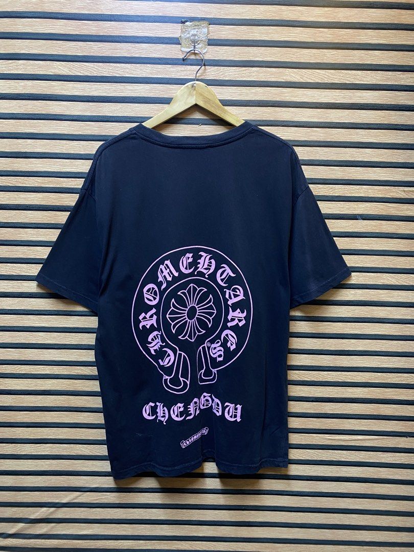 CHROME HEARTS “HORSESHOE” (Category: Tshirts & Polo Shirts ) located in Makati City. Submitted by drip.poww (Listing ID 1460463556, Image 1). Description: - Chrome Hearts - Color: Black - Size: XL - Dimes: 24.5x30 - Authentic - Excellent condition - Need wash, fresh from bale - Material: 100% Cotton Please don’t expect too much—these are thrifted (ukay) items. 😊 !!STILL NEGOTIABLE!!.
