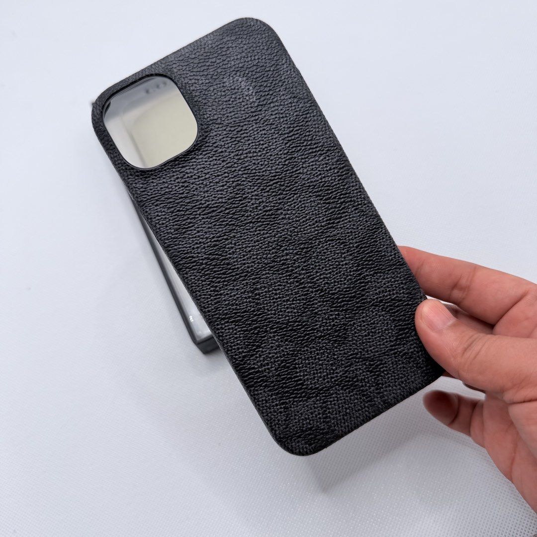 Coach case for iphone 14plus (Category: Cases & Sleeves) located in Quezon City. Submitted by ajandstevenshopscorner (Listing ID 1460433032, Image 3). Description: 800 each In good condition.