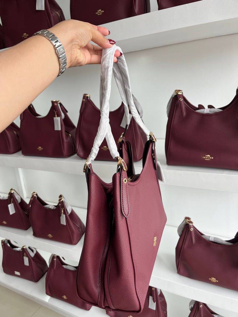 Coach Erin (Category: Shoulder Bags) located in Binan City. Submitted by pinkykeenshop (Listing ID 1460373951, Image 2). Description: .