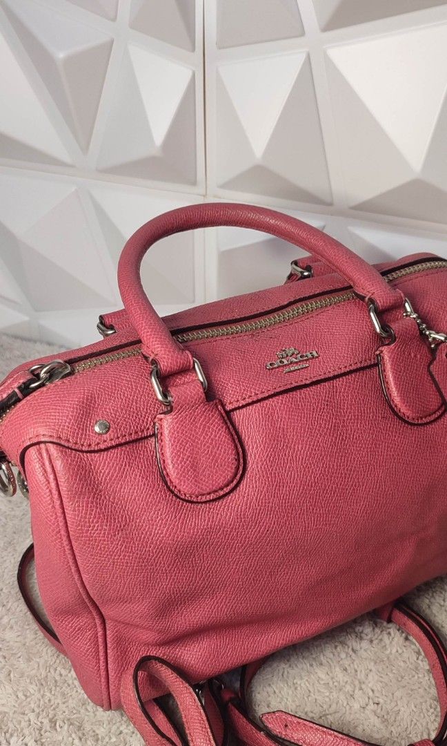 Coach Mini Bennett Satchel in Pink (Category: Luxury Bags & Wallets) located in Pasig City. Submitted by cezcille21 (Listing ID 1460441911, Image 3). Description: .